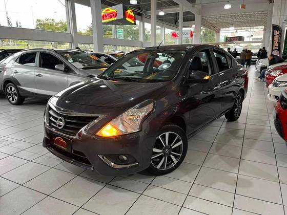 NISSAN VERSA 1.6 16V FLEXSTART SL 4P XTRONIC NISSAN VERSA 1.6 16V FLEXSTART SL 4P XTRONIC